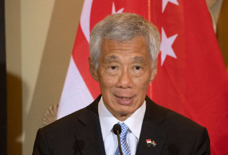 新加坡总理要交权 中文社媒为何一片欢呼