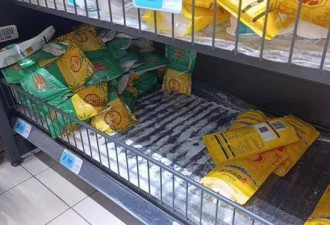 国内多地抢盐,有超市货架被搬空 官方和专家回应