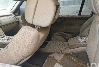 记者直击：暴雨中伤痕累累的涿州，还困在淤泥里…