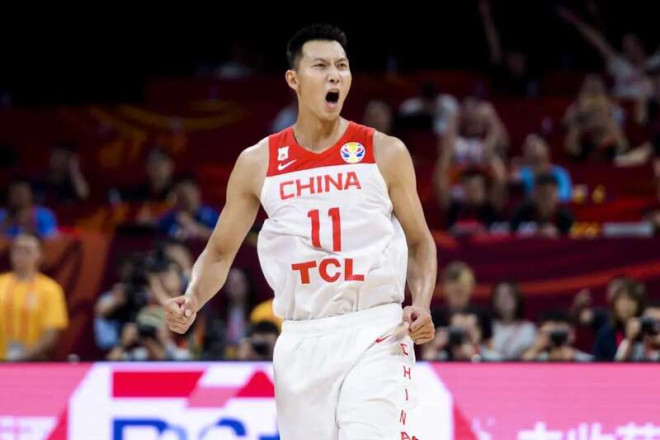 易建联退役中国男篮“最后一块遮羞布”没了_无忧资讯
