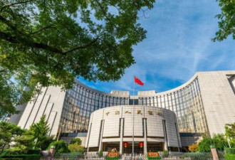 中国宣布调降外汇存款准备金率 人民币大涨350点