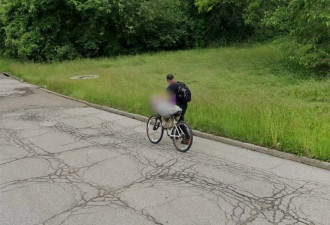 Google街景拍到“沿街运尸”？网友看到全吓傻