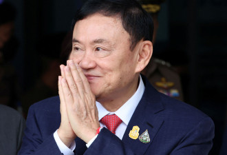 泰王特赦前总理他信，8年刑期减为1年