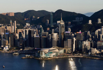 香港去年超级富豪人数锐减23%至1.26万人