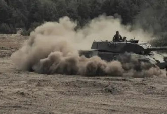 为培训乌军学员，丹麦军方从博物馆借用豹1型坦克
