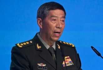 越官员透露“蹊跷”事件，中国防长失踪谜团加重