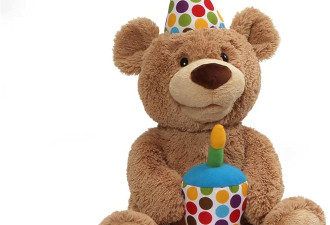 Gund 会吹蜡烛唱生日歌的小熊仔