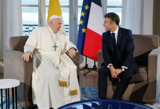马克龙见教皇,以总统身份参加弥撒惹议