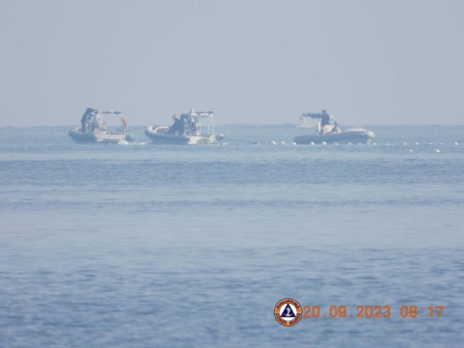 菲律宾指责中国在南海设浮动障碍物阻菲渔船捕鱼