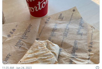 加拿大国民品牌Tim Hortons被曝早餐缩水一半！咖啡也变小了!