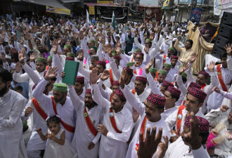 至少50死！炸弹客闯巴基斯坦宗教集会