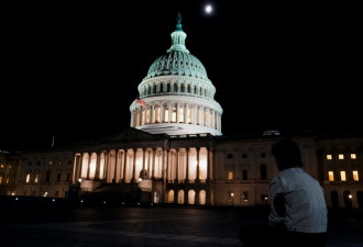 美国众议院否决权宜法案 联邦政府机构势部分停摆