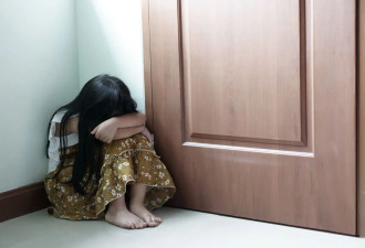试图用笔和鞋带自杀的孩子 终于在儿童心理病房被“看见”