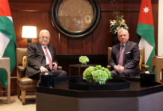 巴勒斯坦总统马哈茂德·阿巴斯与约旦国王举行会见