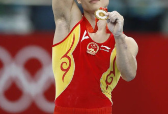 奥运冠军杨威终身佩戴呼吸机：我才40岁