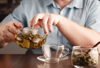 喝茶增加癌症风险？真正致癌的是这3种喝茶方式