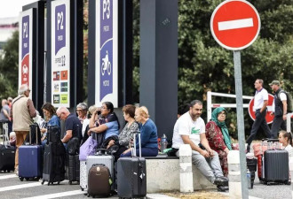 大混乱！可疑炸弹遍地 法国10多个机场紧急疏散
