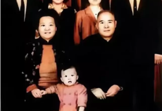 老照片：1968年，张国焘和家人在加拿大的全家福