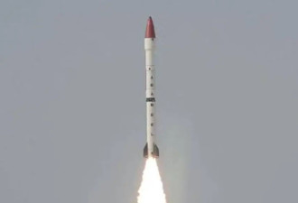 巴基斯坦试射多弹头核导弹，剑指印度反导系统