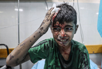 巴以冲突：儿童死伤已过万！加沙成儿童“坟场”