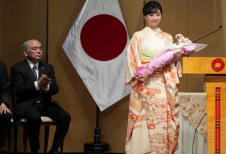 日本“最美公主”访秘鲁 笑谈家中“有羊驼”