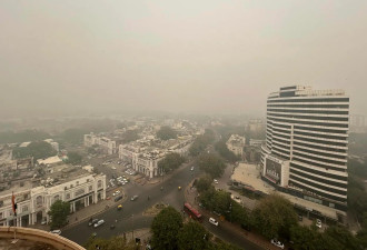 印度首都惊现“末日景象” 居民出逃