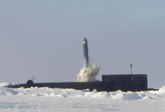 一舰可灭一国? 俄新型战略核潜舰水下试射成功