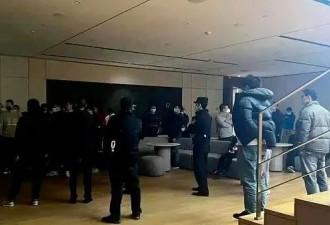 “商场一哥”崩溃倒计时：暴跌480亿无力回天