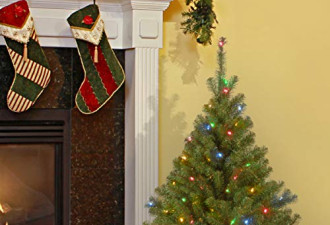 8折，4 英尺圣诞树，带 100 个多色灯