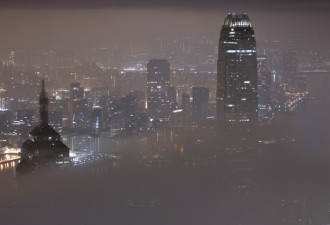 不容乐观 高息环境令香港现异常“缺钱潮”