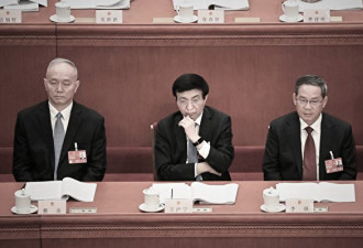 这场政协会议，王沪宁表现异常吗？