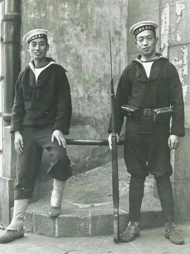 从清末到现代，中国海军的军帽变迁史_无忧资讯