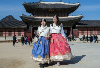 韩国大学教授评选2023年度成语为“见利忘义”