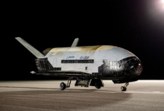 美军神秘X-37B太空飞机 再度延后升空