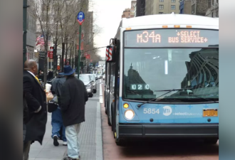 纽约市公车安装录像机 已开出12万张罚单