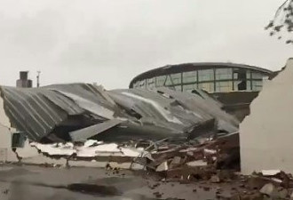 吓人，阿根廷体育馆屋顶倒塌至少13死