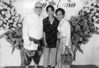 加拿大男子和亚裔妻子抢车位双双被杀：身中多刀惨死