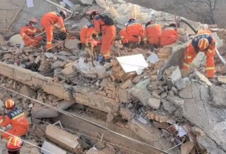 甘肃地震 一家4口被埋炕底 村民徒手刨出3人 9岁童遇难