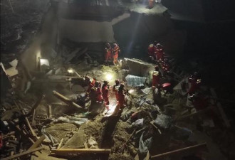 甘肃地震 男子由16楼飞奔至地面 零下12度避险
