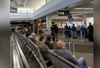旧金山国际机场大雨 逾170次航班延误