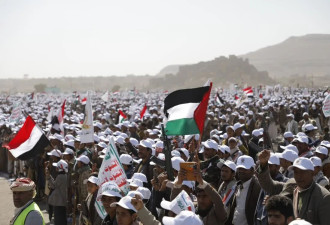 胡塞武装进行全面动员以支持加沙 数万人自愿接受训练