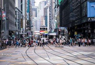 为什么香港街头这么多特斯拉? 为啥不买国产车?