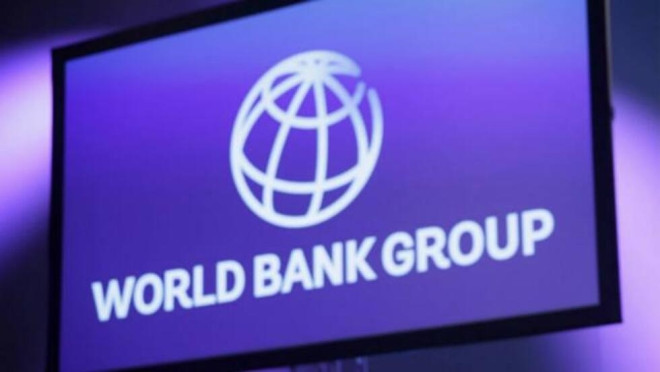 世银大幅调低中国经济增长至2.8% 港官料香港或现负增长