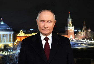 普京新年致辞：俄罗斯要继续前进，创造未来