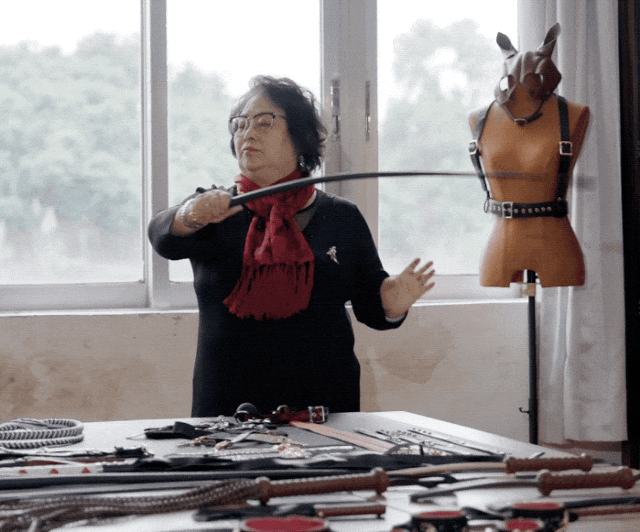 中国第一位SM用品设计师,66岁的东北情趣用品女王
