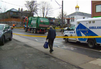 多伦多垃圾车撞死行人司机被控罪