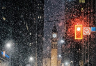天气警告：大多伦多地区持续降雪