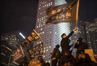 男子香港机场穿“时代革命”上衣 被判囚3个月