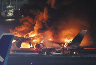 调查报告：日航客机是如何在大火中撤离367名乘客
