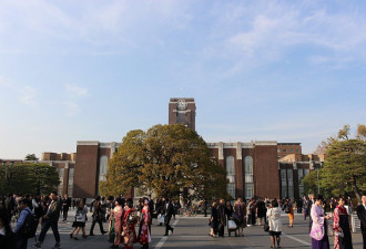 华人留学生：去日本的都是“反贼”，到美澳加的大多是“小粉红”